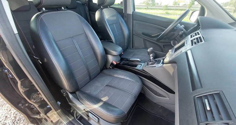 Ford Kuga cena 40900 przebieg: 200751, rok produkcji 2012 z Witkowo małe 781